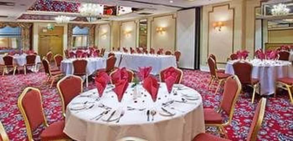 Britannia Hotel ولفرهامبتون المظهر الخارجي الصورة